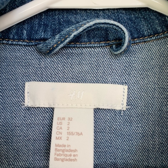 denim jacket great for styling with any piece - Picture 2 of 4